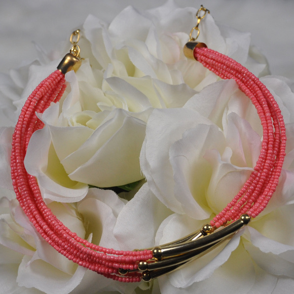 Jennies Closet Jewelry - Beaded Fashion Jewelry Necklaces pink Gold